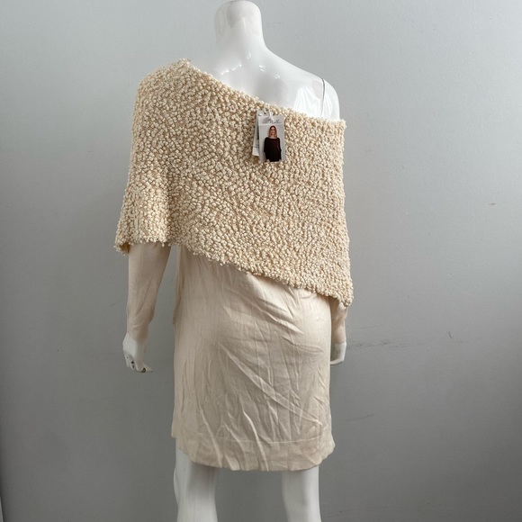 Simply Noelle Poncho Dress Size L/XL (L) - Picture 2 of 3